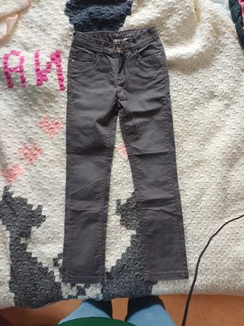 Jean à taille réglable