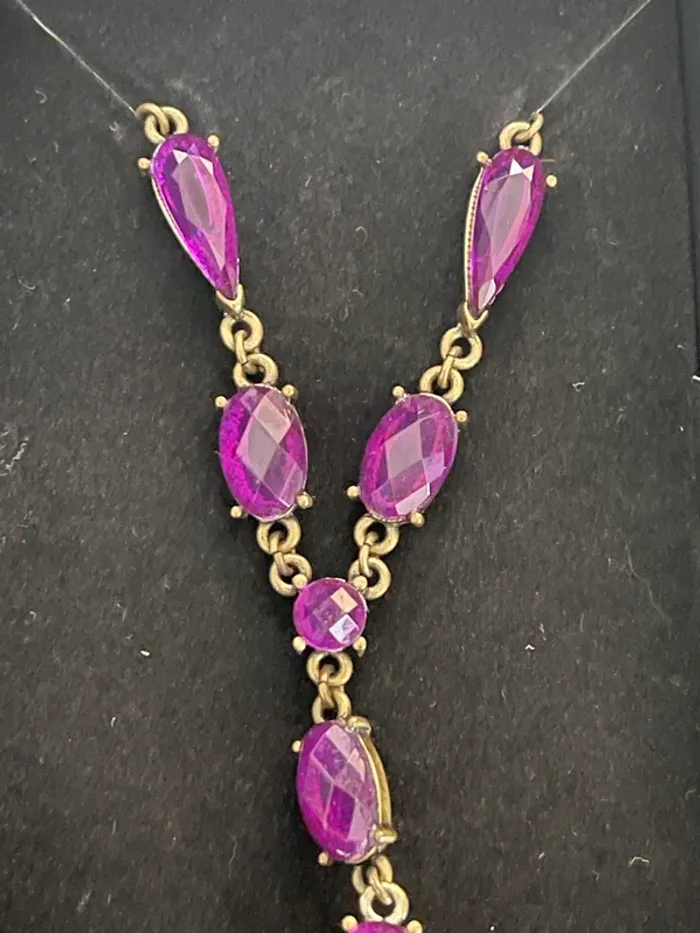 Collier Avon jamais porté - photo numéro 2