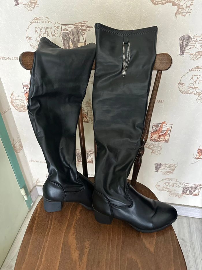 Cuissardes noires
