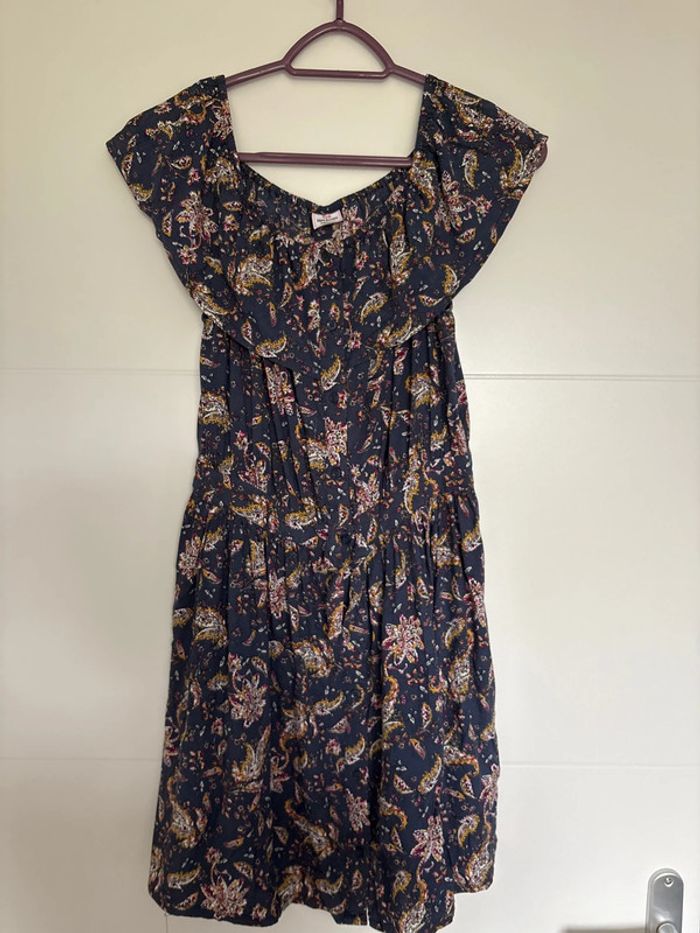 Robe tape-à-l’œil taille 12 ans