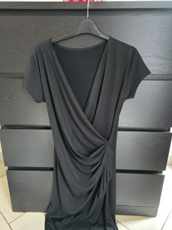 robe fine noire