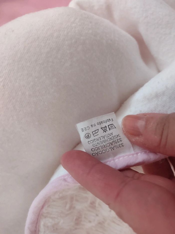 Petite couverture rose - photo numéro 5