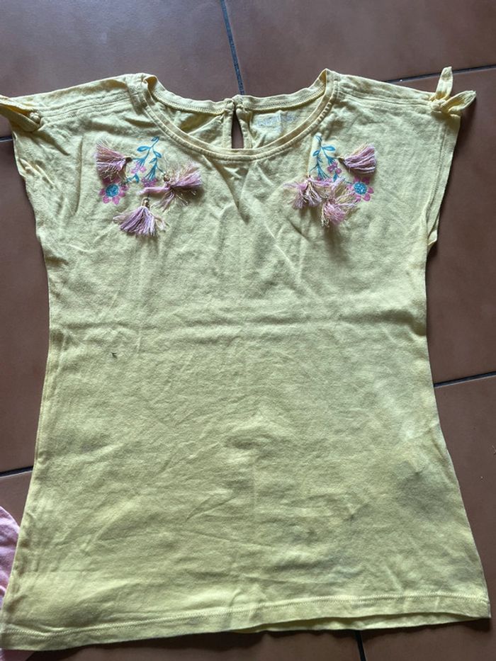 Lot t shirts fille 10 ans - photo numéro 3