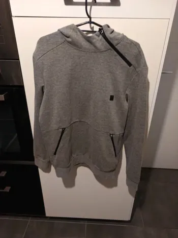 Sweat à capuche kiabi