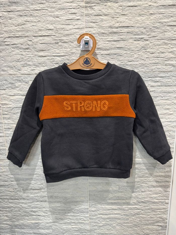 Pull 3 ans