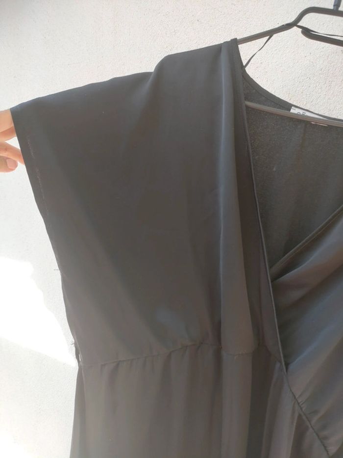 Robe noire 52 - photo numéro 2