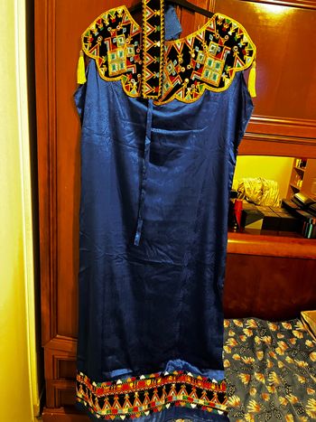 Robe kabyle brodé pour femme,, tissu satin bleu