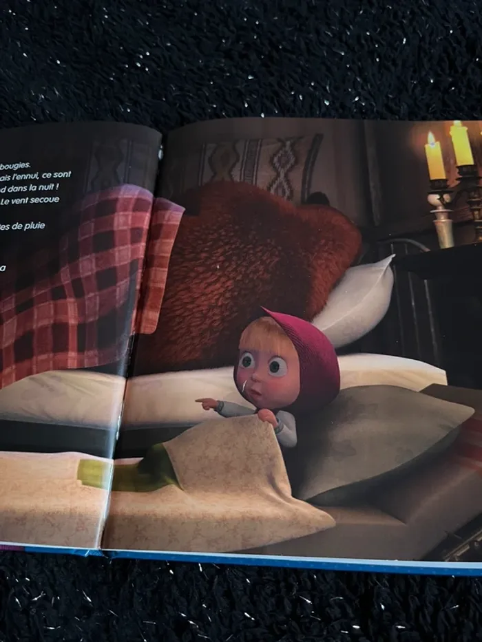 Livre Masha et Mishka : Masha a peur du noir - photo numéro 3