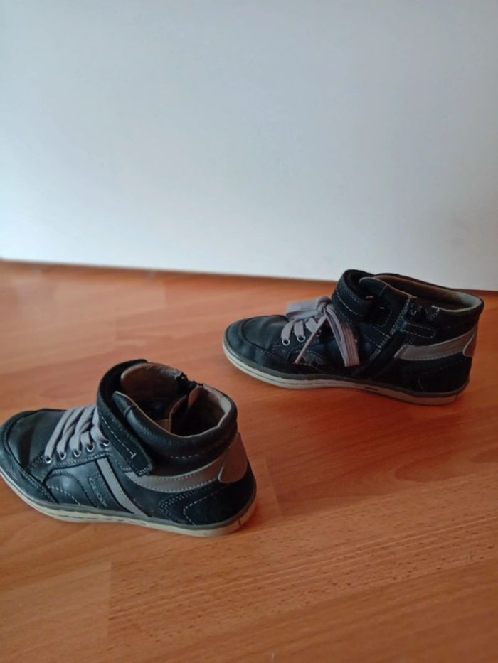 Jolies bottines grises Geox. Pointure 34 - photo numéro 3