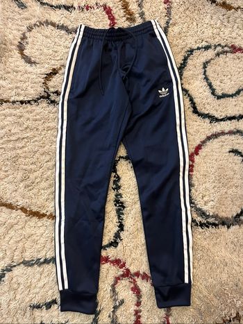 Jogging, Adidas basique