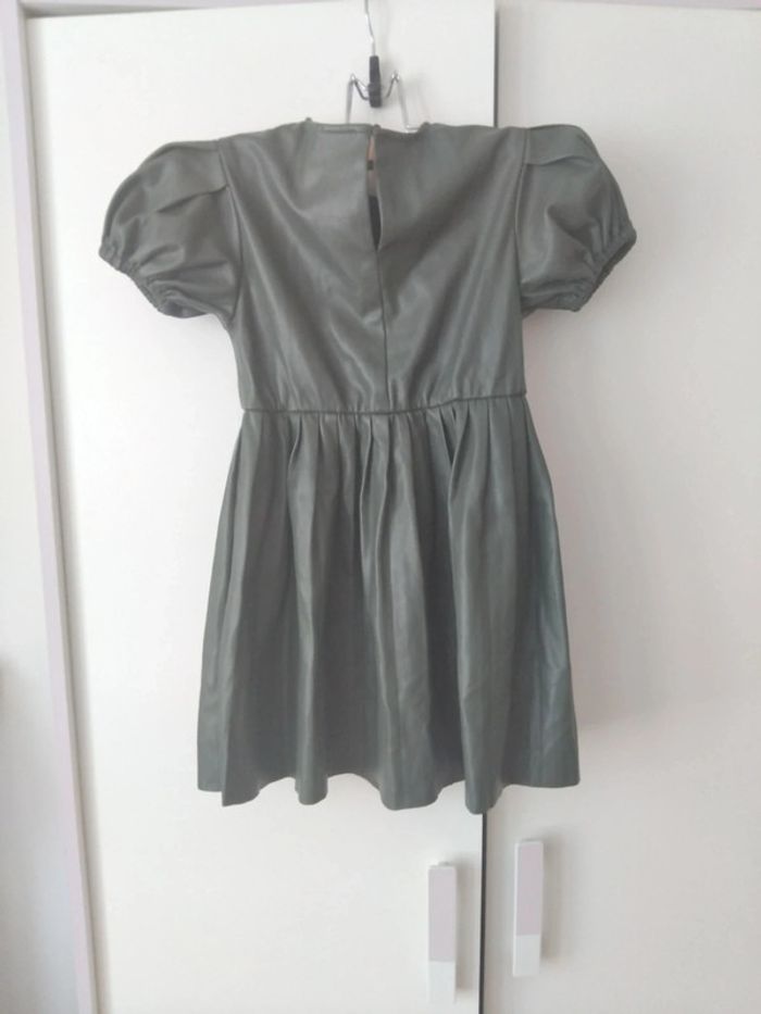 Robe Zara t6ans 100%polyurethane - photo numéro 7