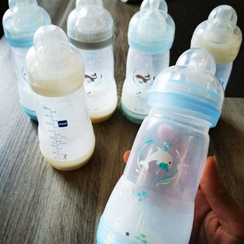 Lot biberons et tétines MAM