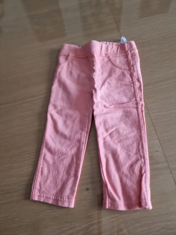 En parfait état 
18 mois
80cm pantalon