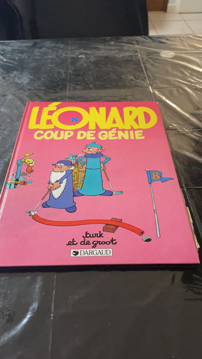 Bande dessinée Léonard coup de génie 8