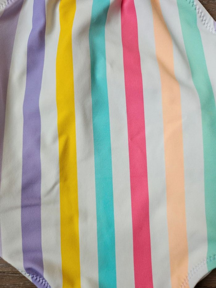 Maillot de bain fille 23 mois. - photo numéro 3