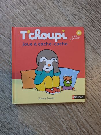 Livre T'choupi joue à cache-cache
