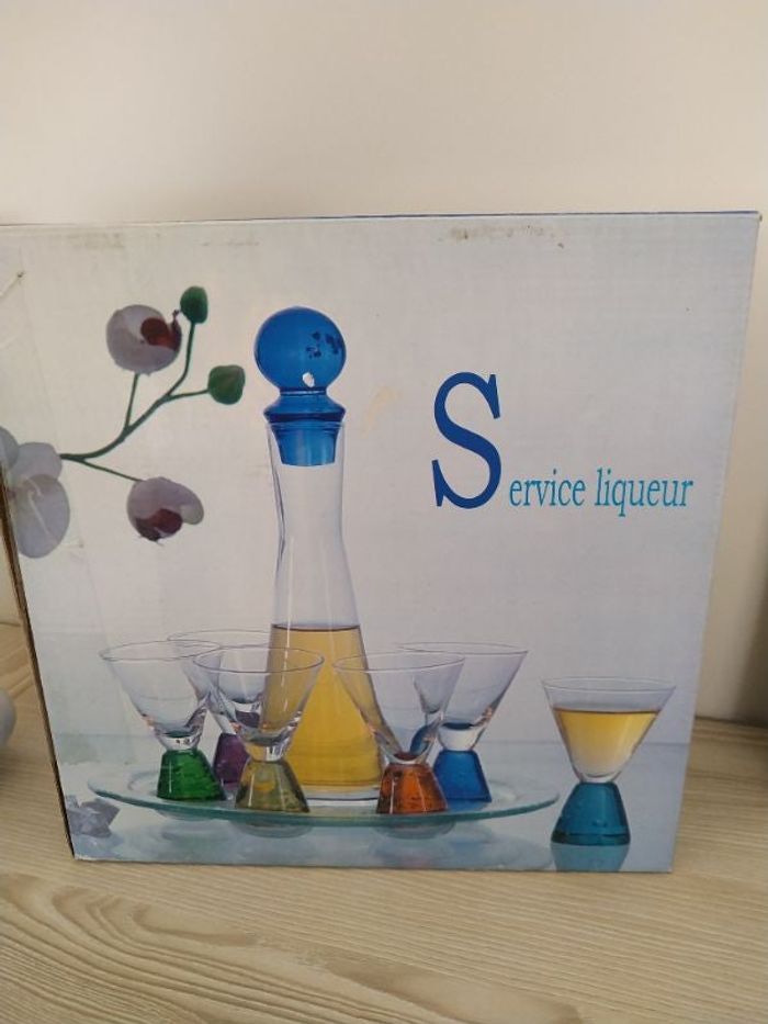 Service liqueur