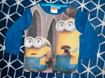 Tee-shirt garçon les minions 24 mois