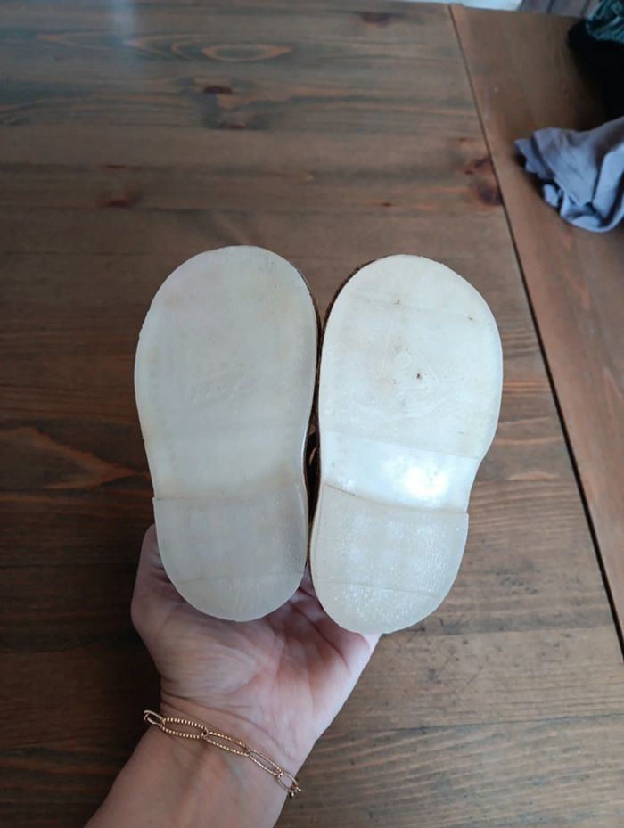 Sandales pat et ripaton p 19 - photo numéro 3