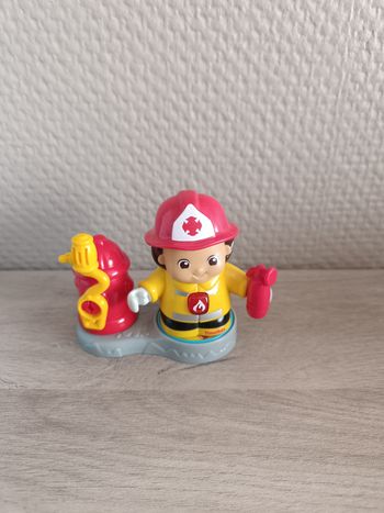 Tut tut bolide Timothée le petit pompier p'tit
Excellent état 