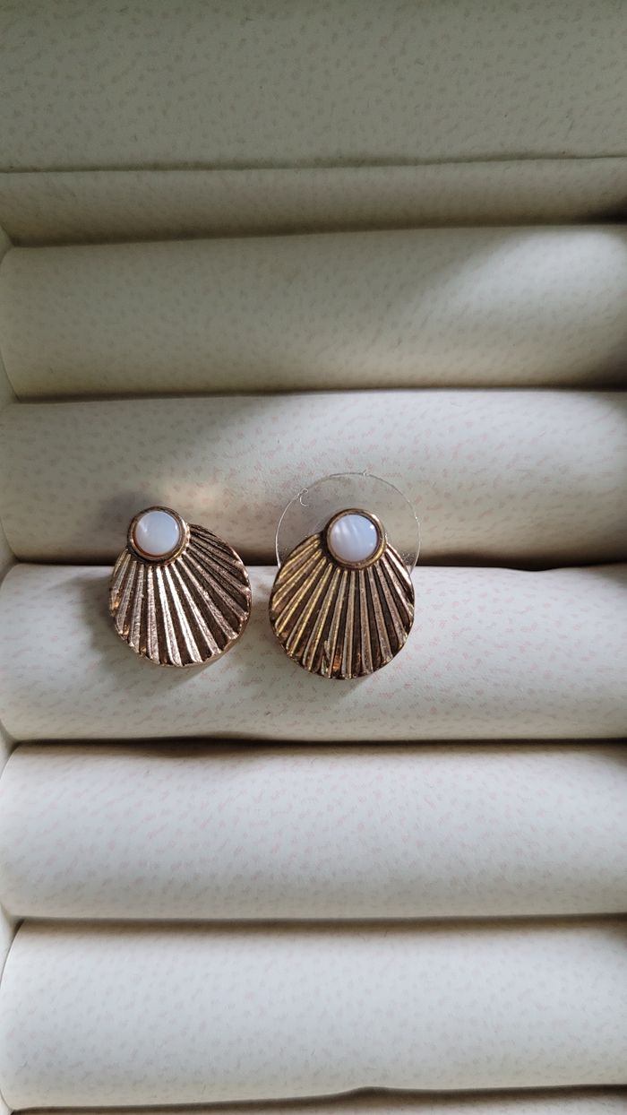 Boucles d oreilles coquillages - photo numéro 2