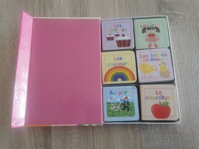 Coffret mon imagier avec 6 petits livres en carton - photo numéro 2