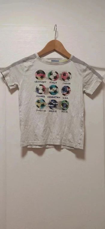 T-shirt mc ballons de foot 6 ans