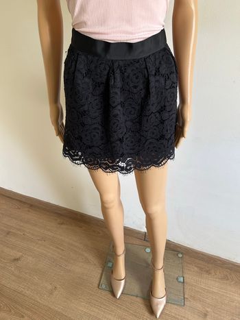 Jupe courte noire en dentelle Morgan taille 38 TBE