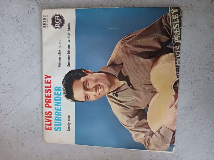 Disque Vinyle Elvis Presley - Surrender Rca 86303 (1961)