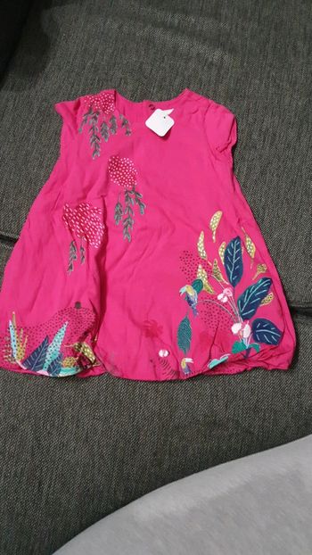 Robe neuve catimini fleurie 6 mois