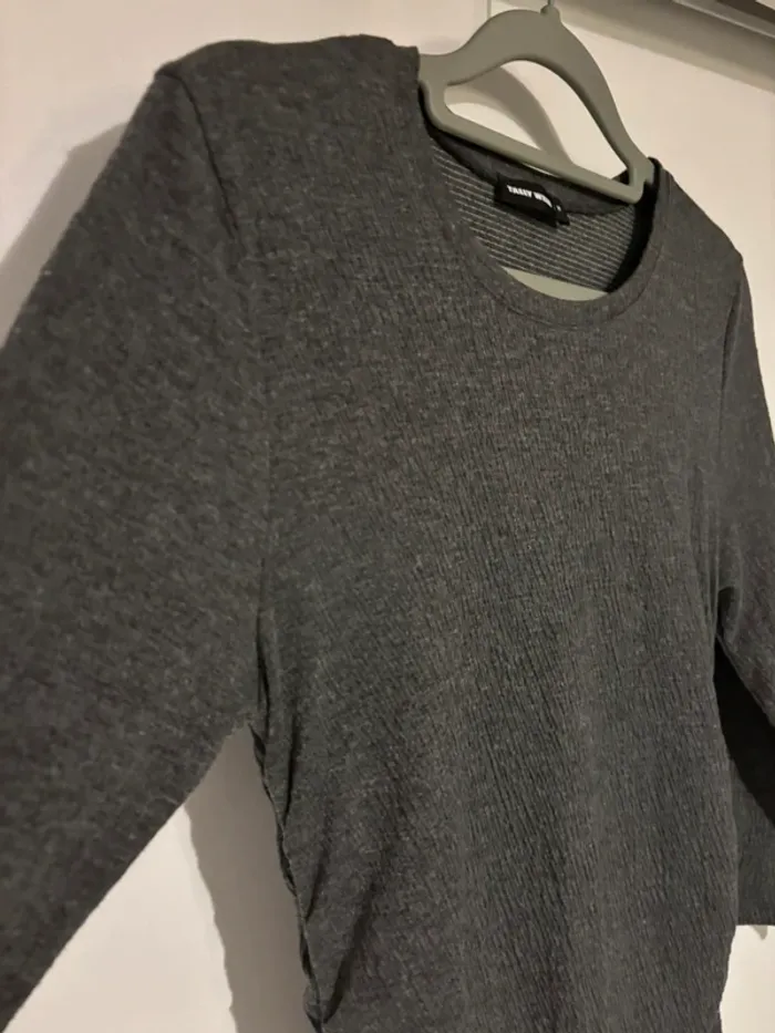 Jolie robe grise, moulante Tally Weil taille 38-M - photo numéro 3