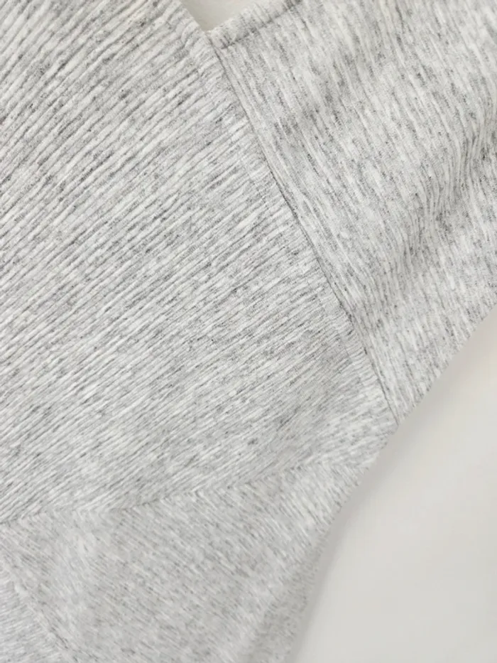 Belle robe Bershka taille XS (34) - photo numéro 2