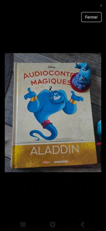 Livre et figurine 4  des audiocontes Magiques altaya audio conte audio compte disney