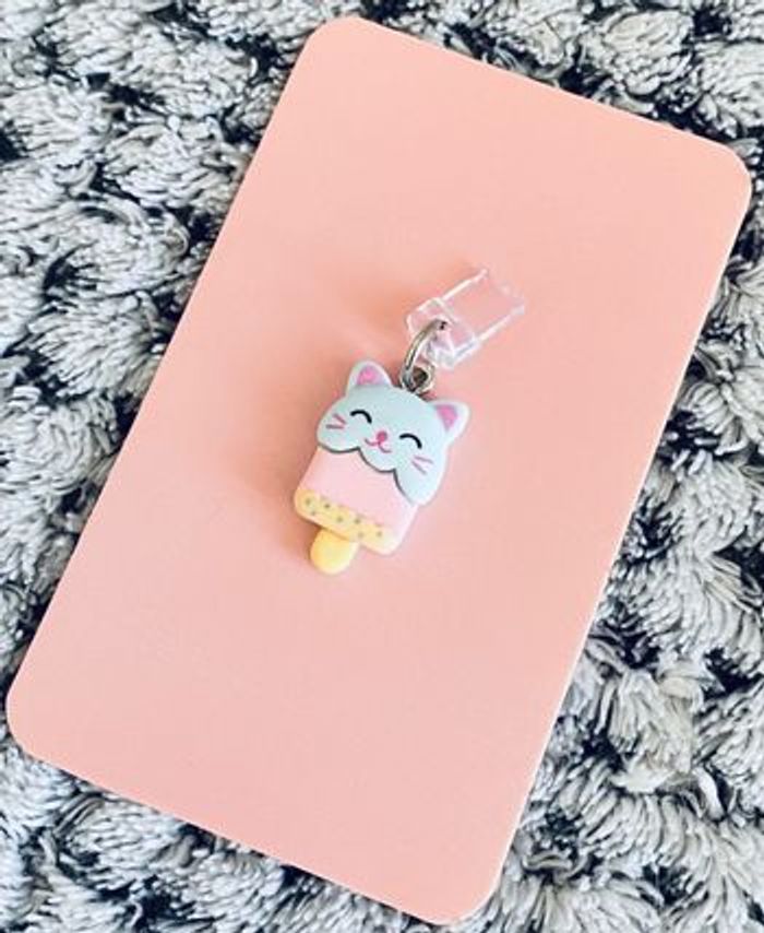 Bijoux telephone ou switch chat creme