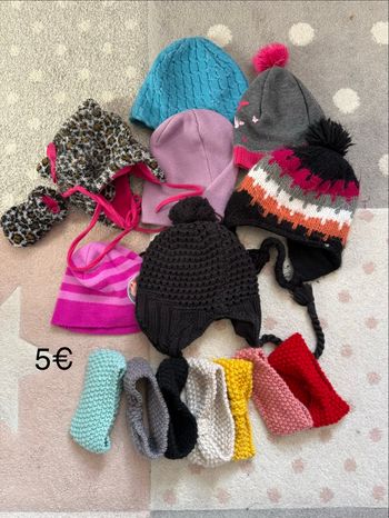 Lot de bonnets et bandeaux fille 