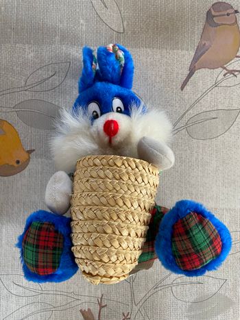 Peluche lapin bleu