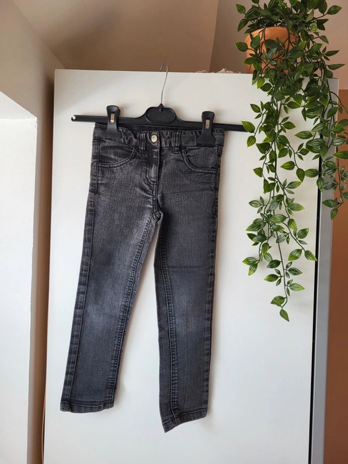 🌼 Jeans 4 ans fille, Tape a l'œil 🌼