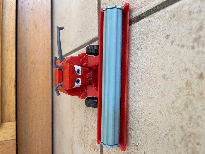 Frank Cars (original Mattel) en plastique - photo numéro 2