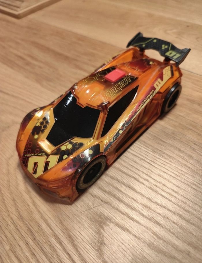 Voiture - photo numéro 4