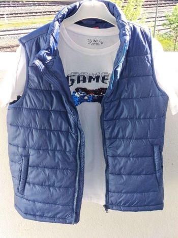 Ensemble doudoune sans manche et Tee shirt manches courtes gamer enfant taille 14 ans