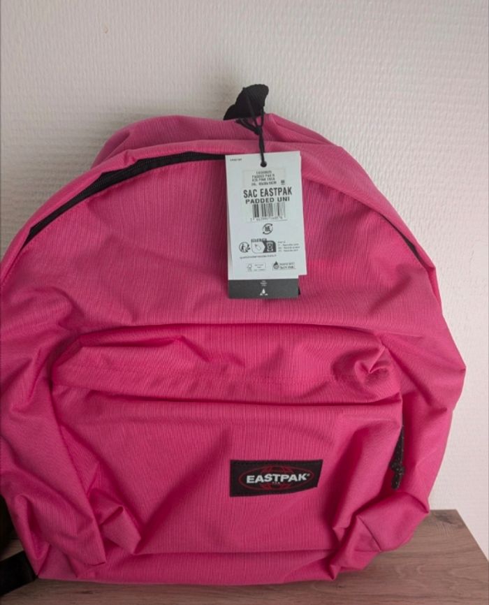 Sac Eastpak rose , neuf