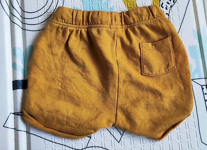 Short Kiabi 18 mois - photo numéro 2