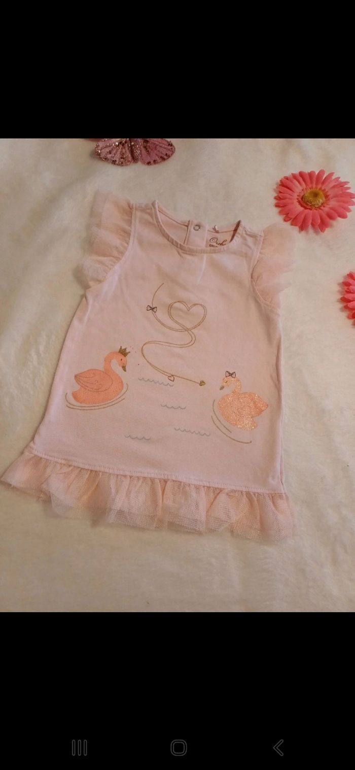 Robe bébé taille 9 mois