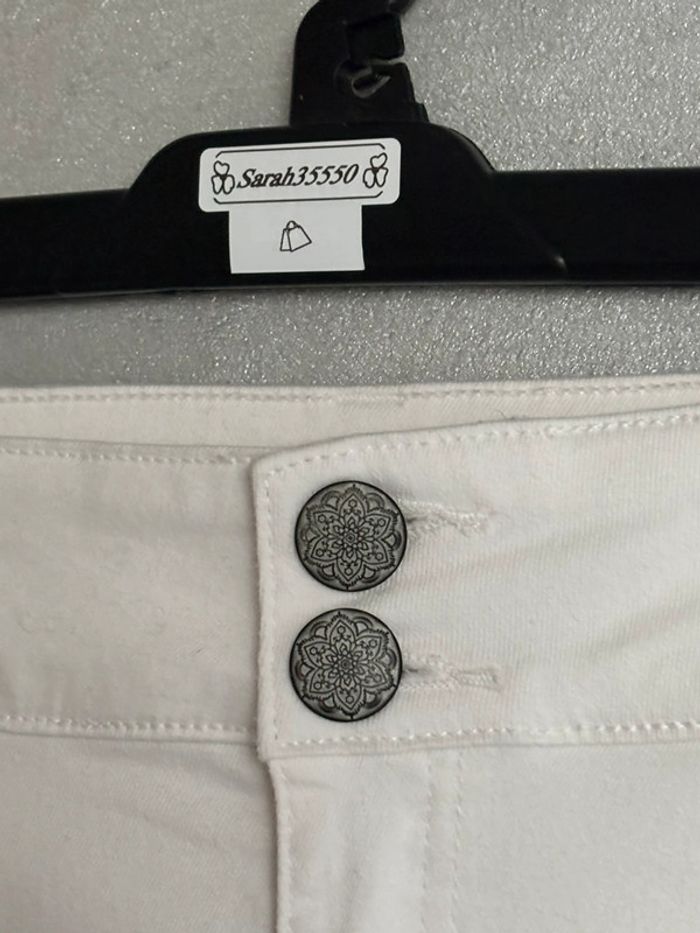 Jupe blanche ajourée fleurs Eldys - photo numéro 5