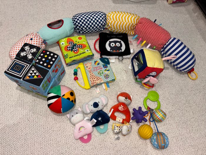 Lot jouets enfant