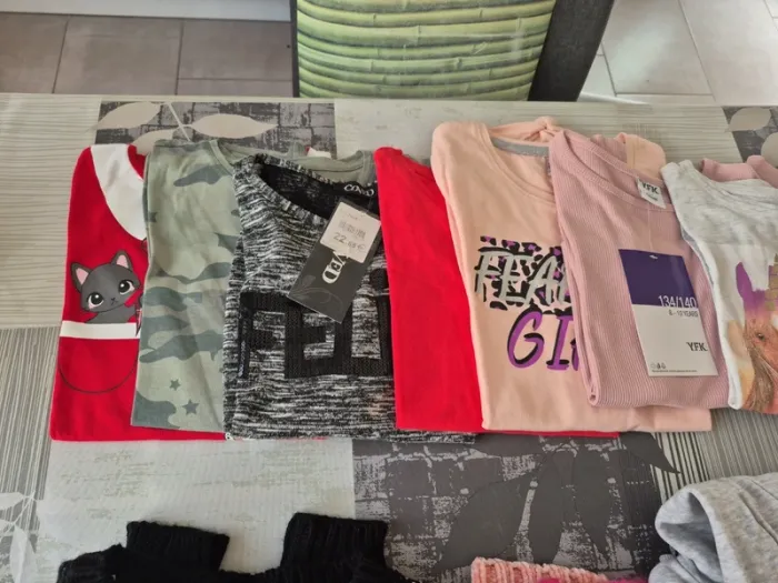 Gros lot vêtements 8/10 ans - photo numéro 6