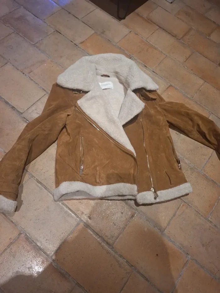 🧥 Perfecto Zara en daim camel – Doublure moumoute neuf - Parfait pour la mi saison - photo numéro 2