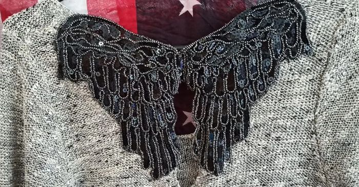 Adorable haut avec des ailes dans le dos - Cache Cache - photo numéro 2