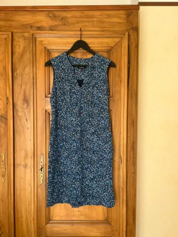 Robe Caroll bleue fleurie – Taille 42