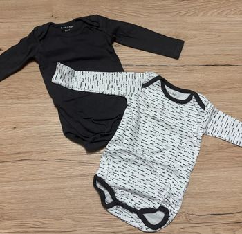 Lot 2 bodies manches longues 3 mois